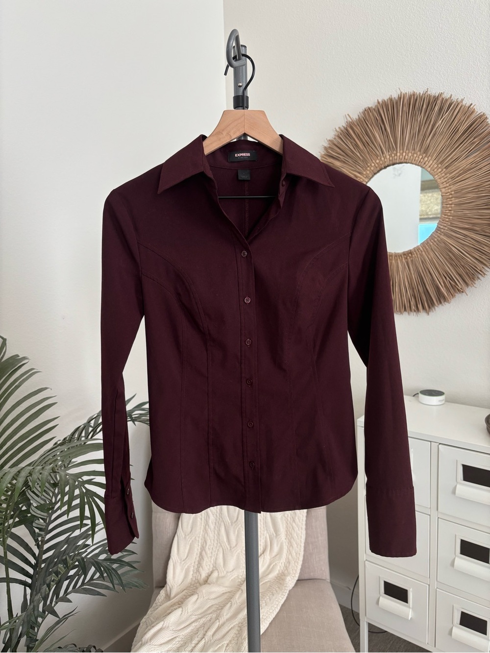 Y2K Express Stretch Fitted Burgundy Button Down Long Sleeve Shirt Blouse 4